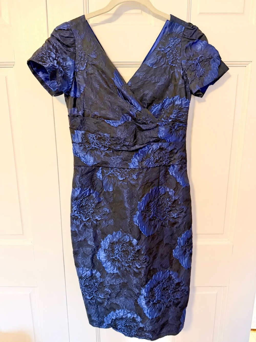 Siri Dress Size 8 Blue Black Floral Jacquard Cocktail Wedding Guest Dressâ